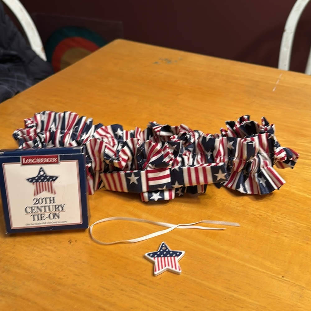 Longaberger Patriotic 20th Century Tie-On and Garter.